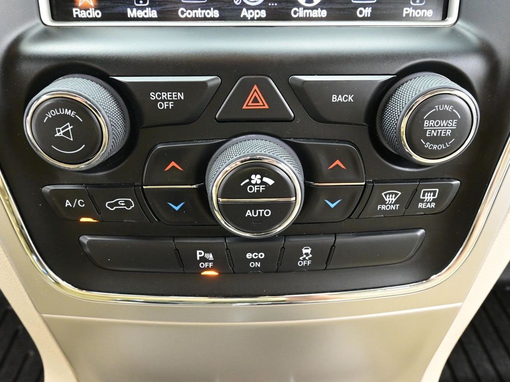 2015 Jeep Grand Cherokee Limited photo 16