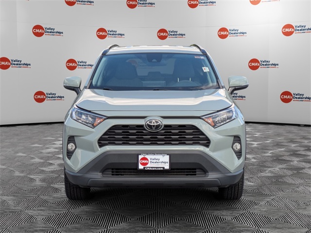 2021 Toyota RAV4 XLE photo 2