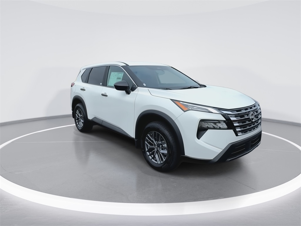 2026 Nissan Rogue S photo 2