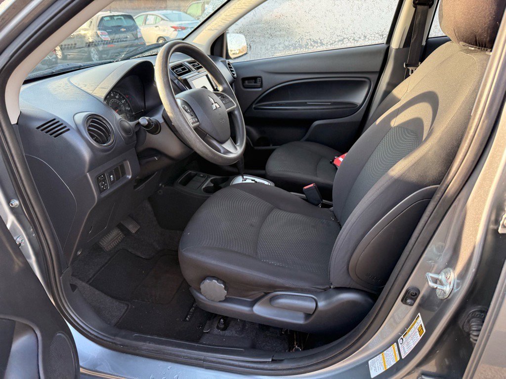 2020 Mitsubishi Mirage G4 ES photo 9