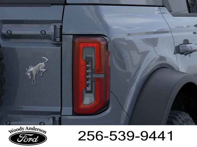 2025 Ford Bronco Outer Banks photo 21