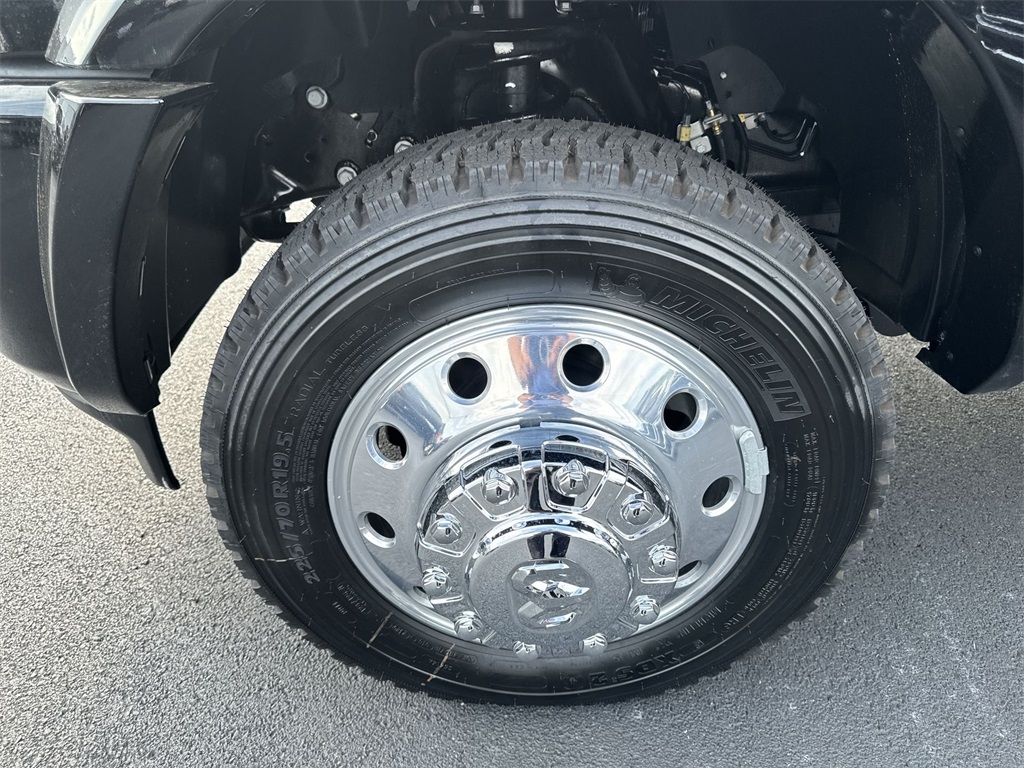 2026 Ram 4500 Tradesman photo 16