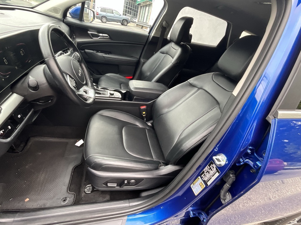 2023 Kia Sportage EX photo 12