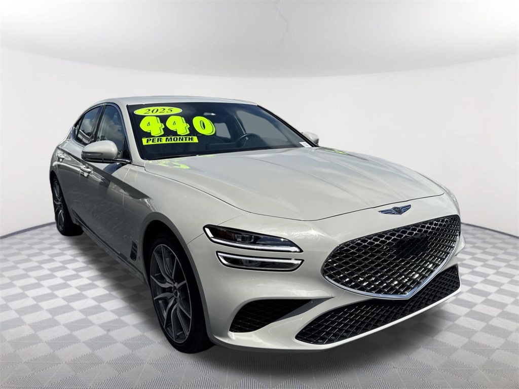 2025 Genesis G70 2.5T photo 3
