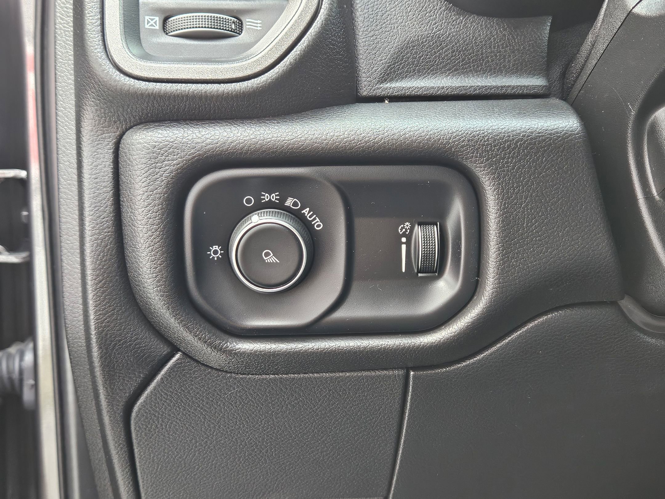 2024 Ram 2500 Tradesman photo 19