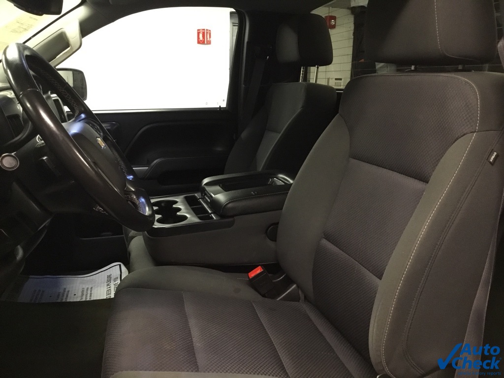 2017 Chevrolet Silverado 1500 LT photo 23