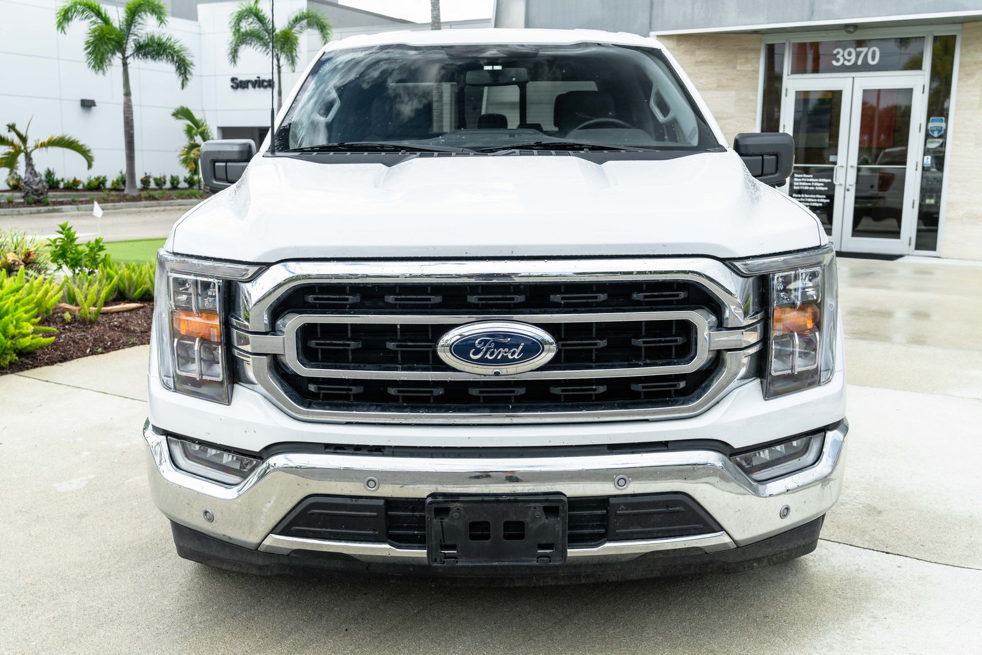 2022 Ford F-150 XLT photo 2