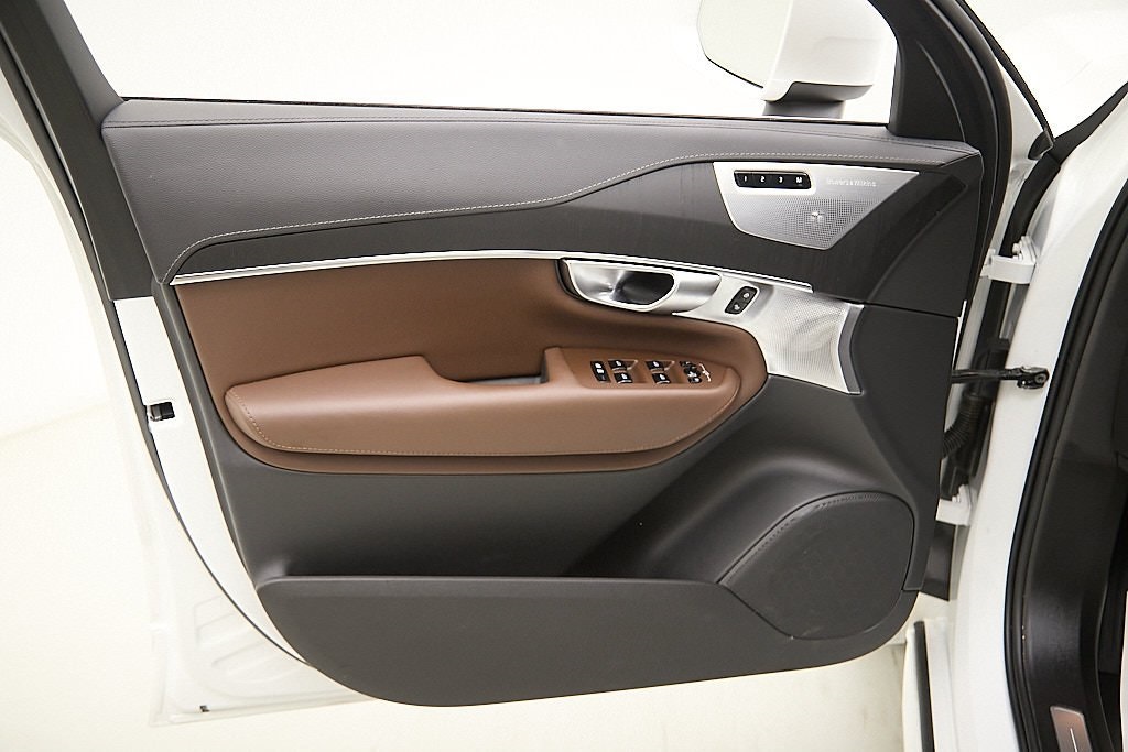 2024 VOLVO XC90 - Image 9