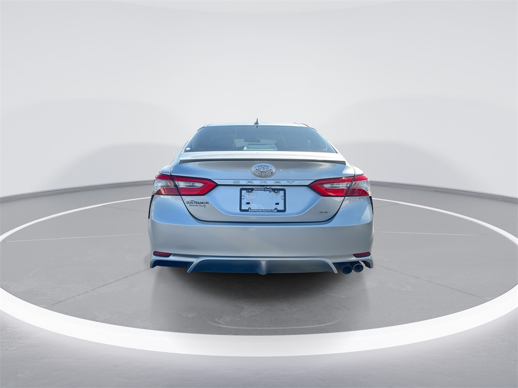 2019 Toyota Camry L photo 7
