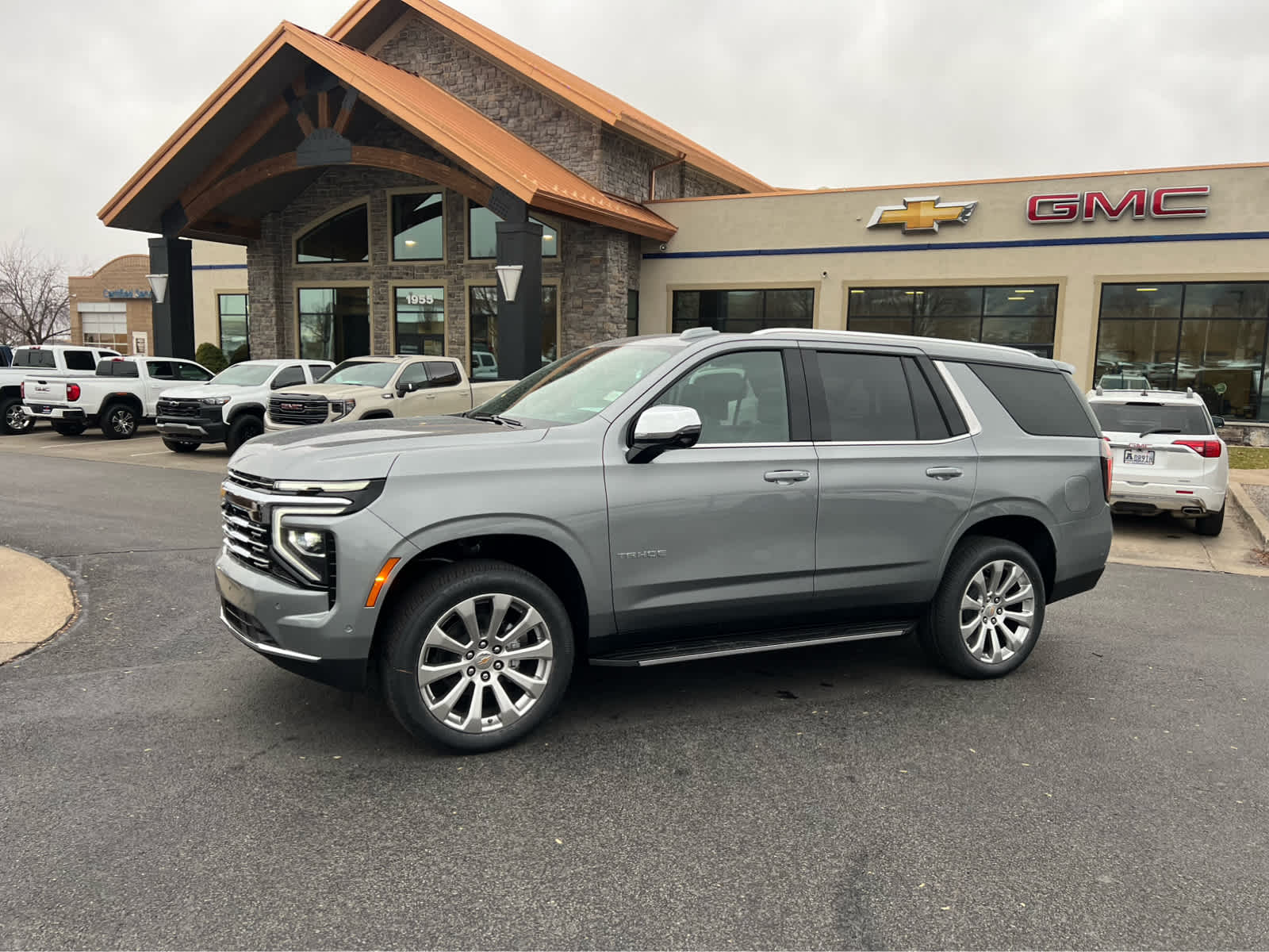 2026 Chevrolet Tahoe Premier's photo