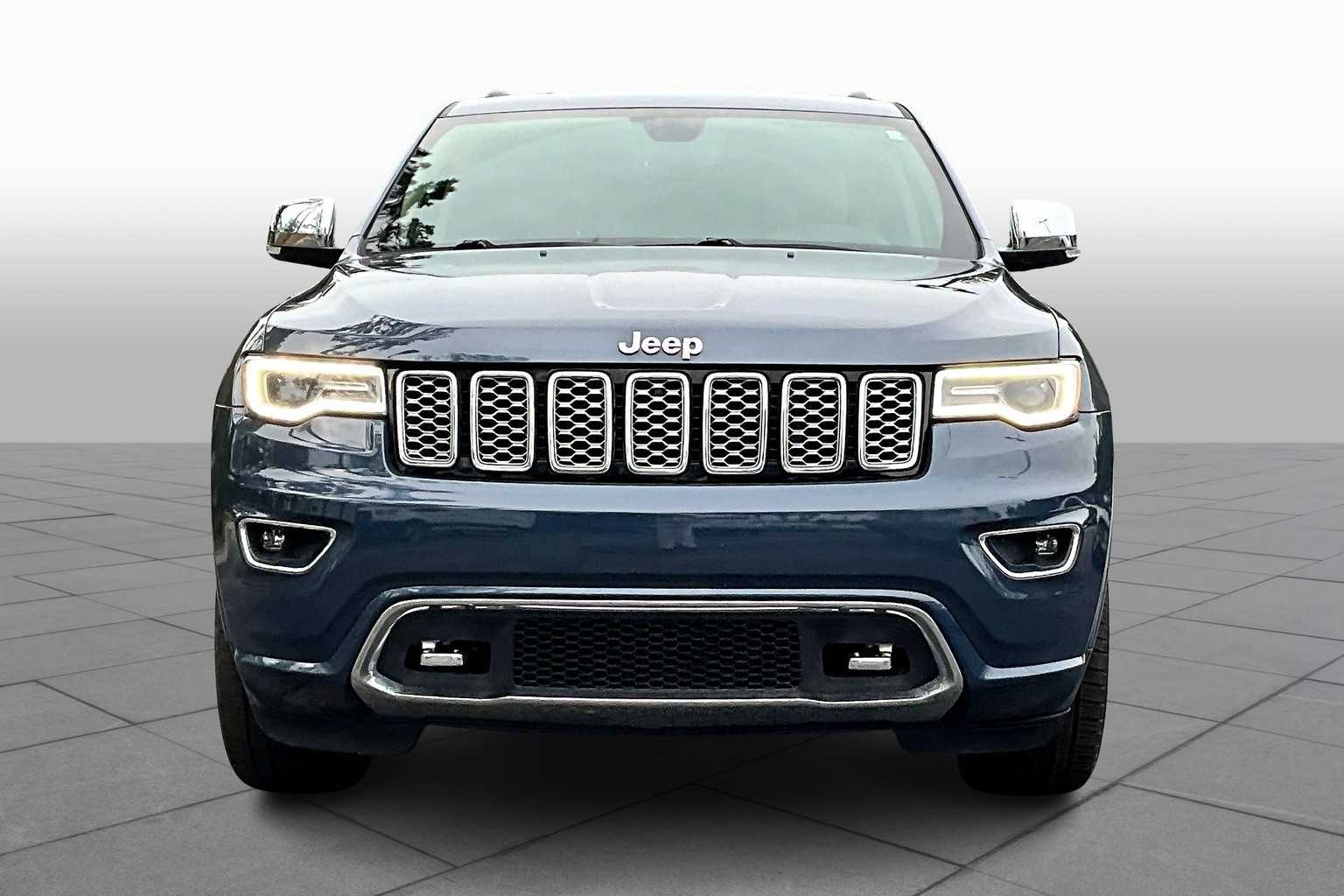 2019 Jeep Grand Cherokee Overland Sport photo 3