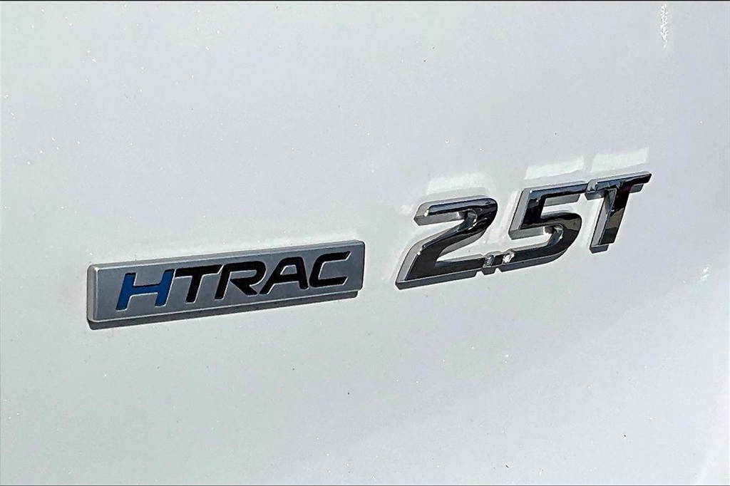 Image 8 of Certified Pre-Owned 2023 Hyundai Santa Fe Limited