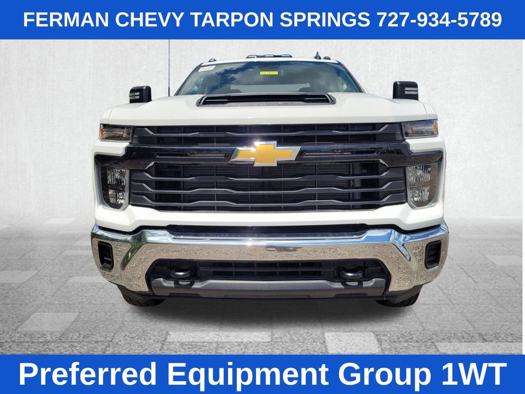 2025 Chevrolet Silverado 3500HD Work Truck photo 2