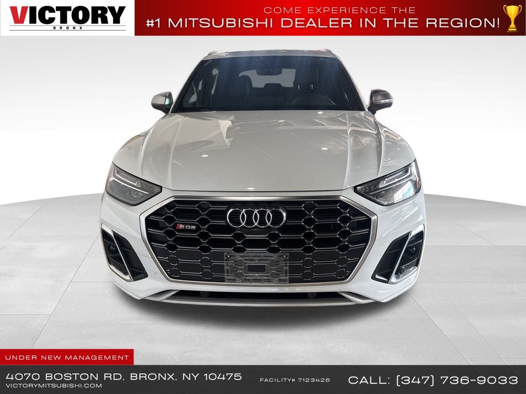2022 Audi SQ5 Premium Plus photo 2