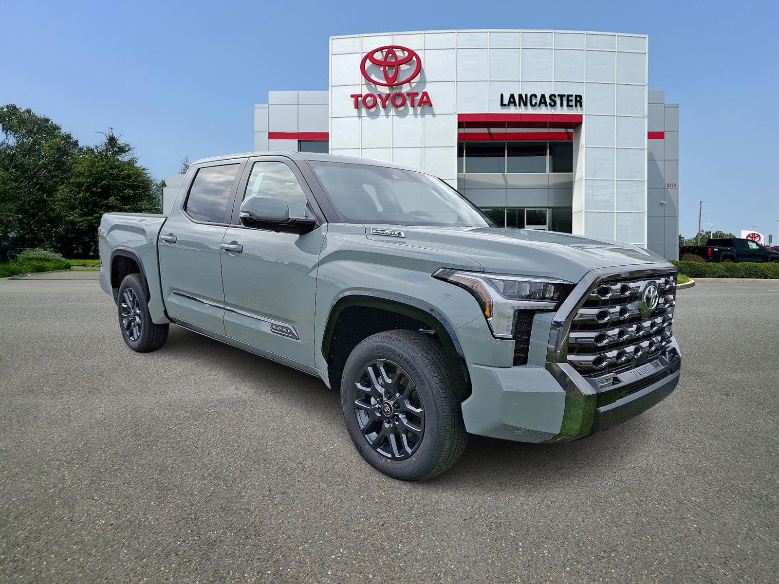 2026 Toyota Tundra Platinum's photo
