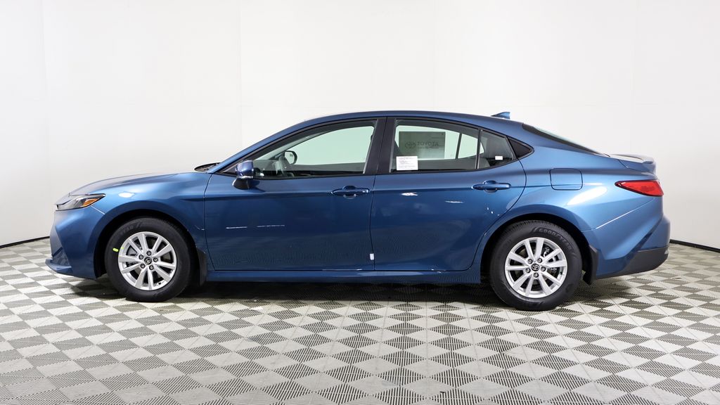 2026 Toyota Camry LE photo 2