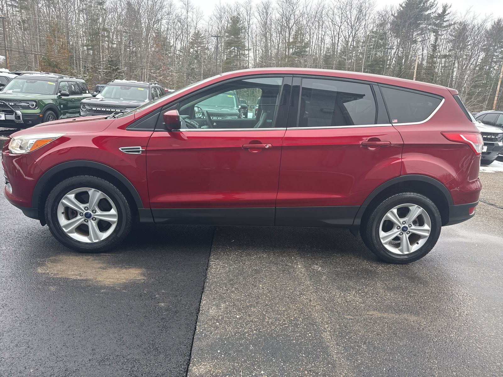 Used 2015 Ford Escape SE with VIN 1FMCU9GX2FUB22400 for sale in Arundel, ME
