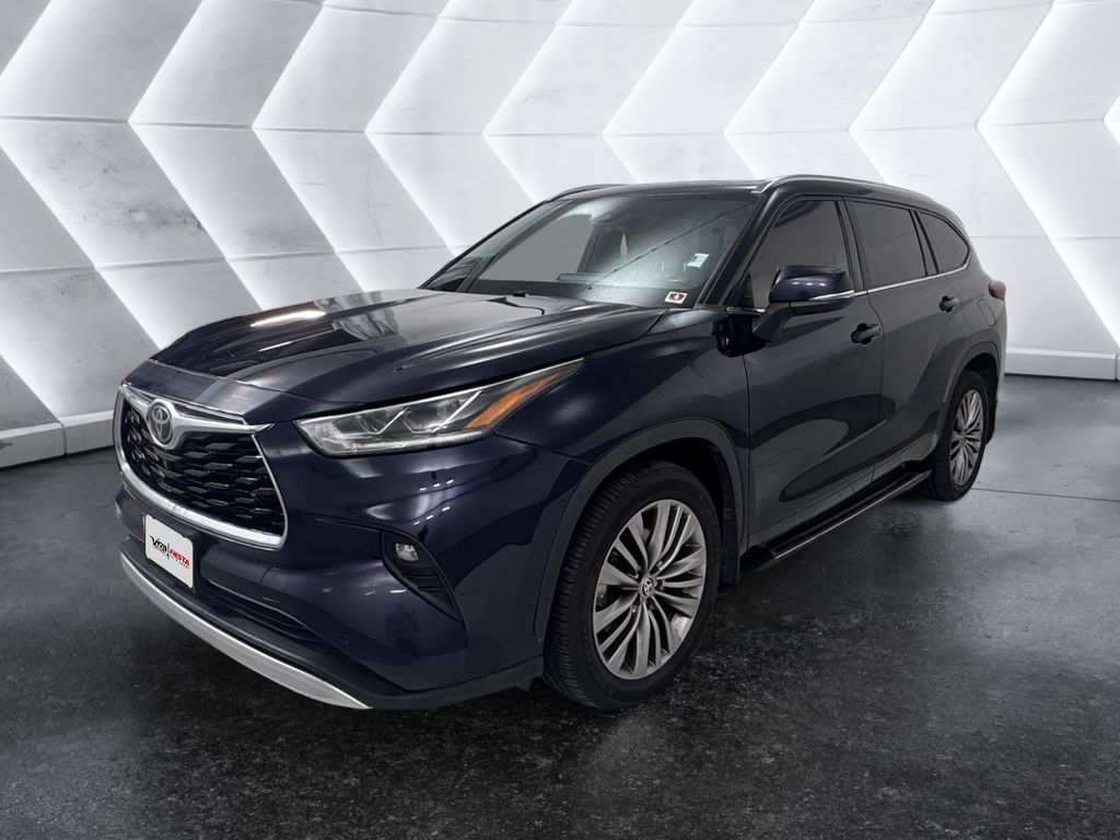 2020 Toyota Highlander Platinum photo 3