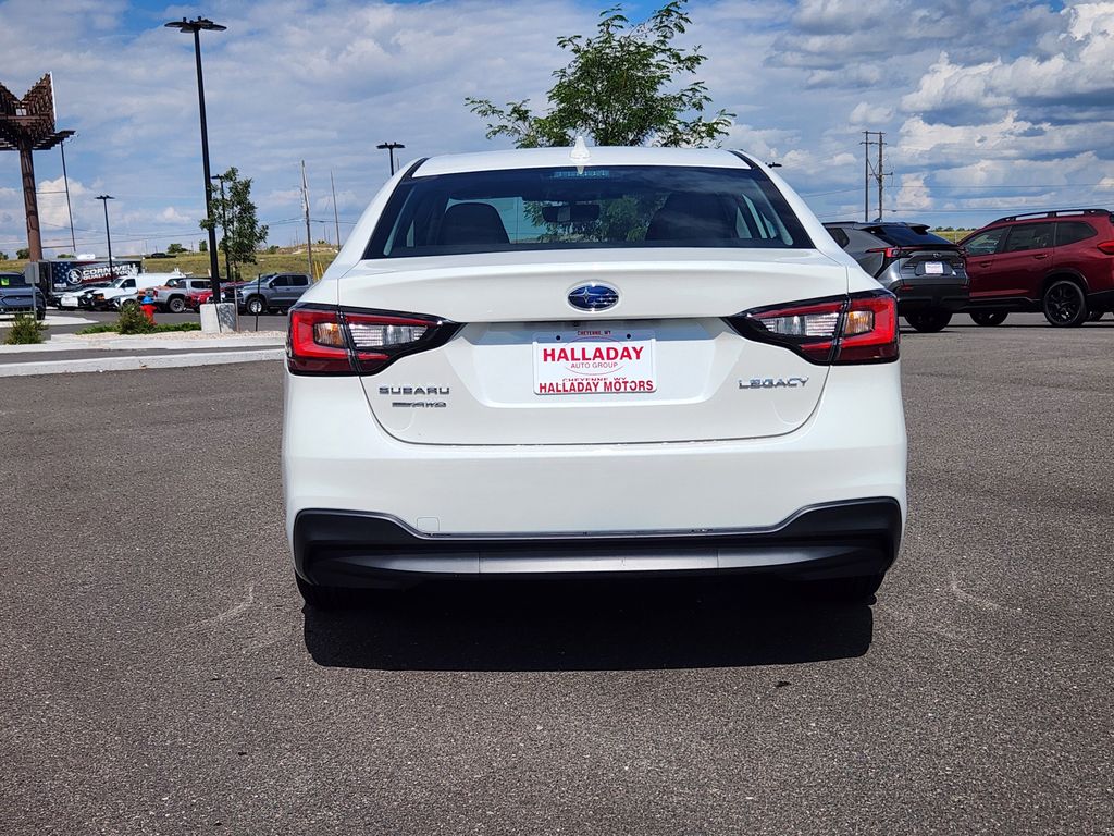 2025 Subaru Legacy Premium photo 4
