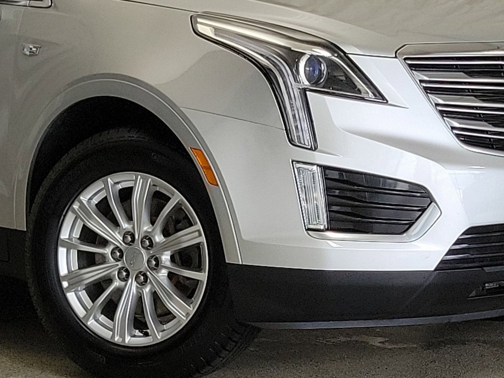 2017 Cadillac XT5 Base photo 3
