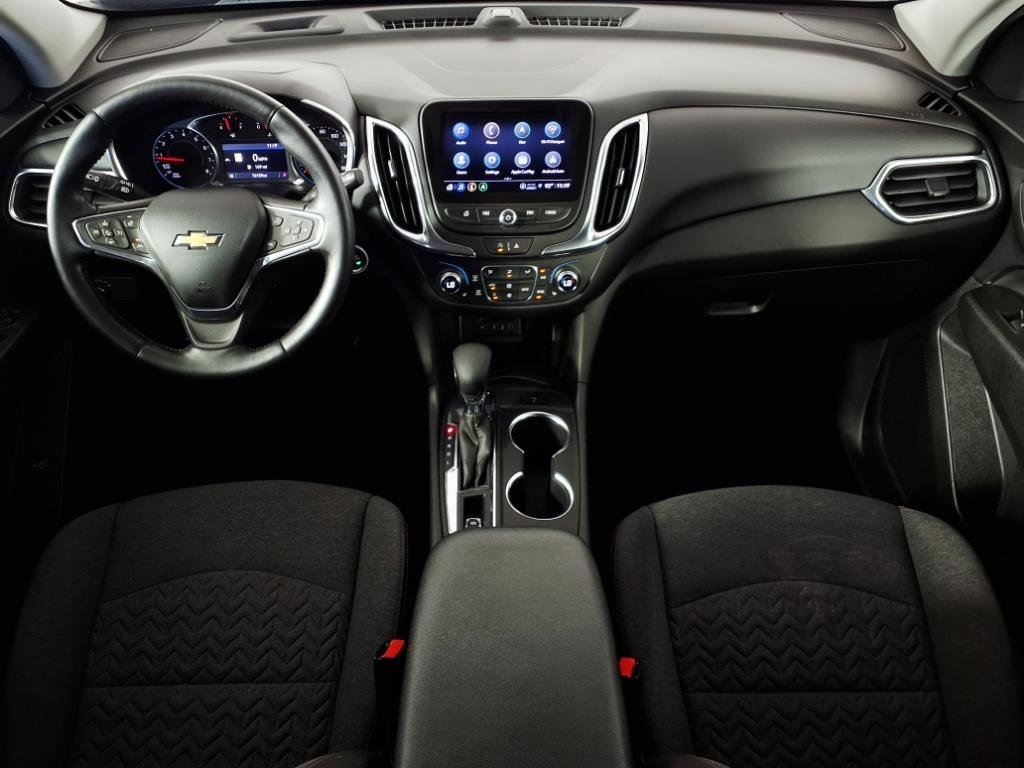 2022 Chevrolet Equinox LT photo 3