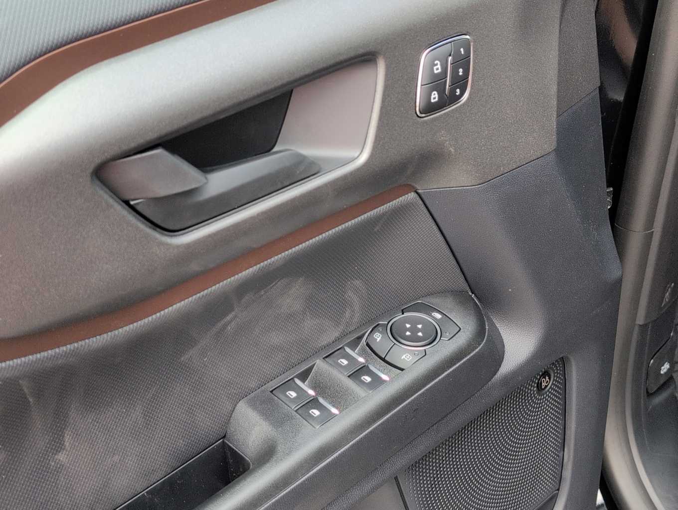 2025 Ford Bronco Sport Outer Banks photo 6
