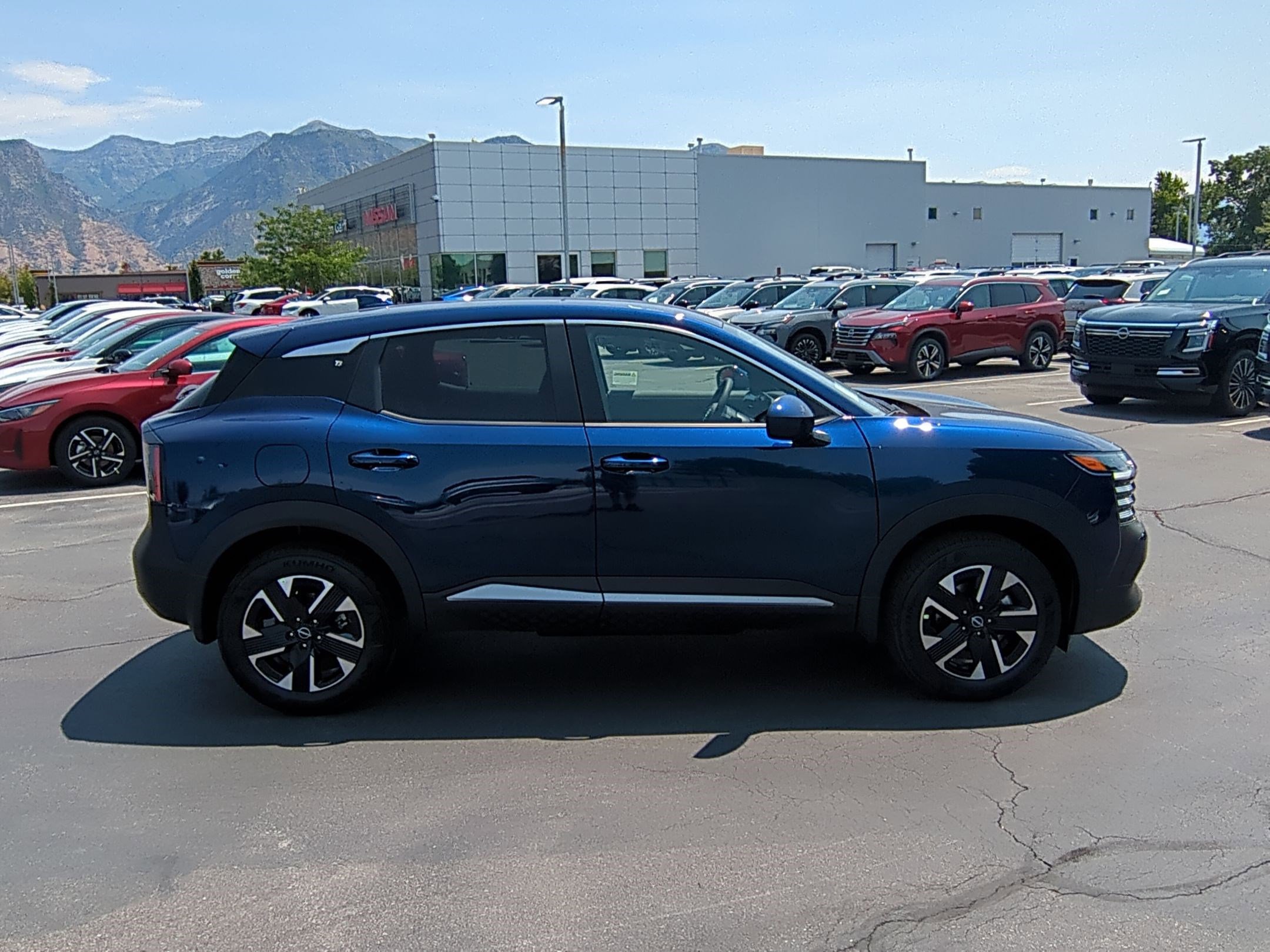 2025 Nissan Kicks SV photo 2