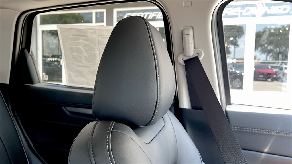 2025 Mazda CX-5 2.5 Select photo 27