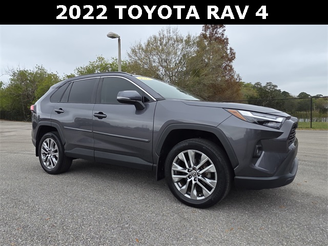 2022 Toyota RAV4 XLE Premium