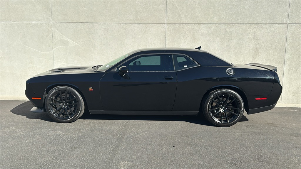 2022 Dodge Challenger R/T Scat Pack photo 5
