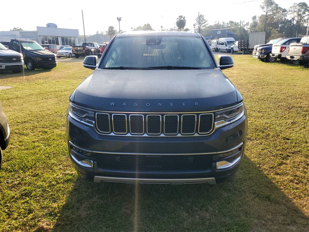 2023 Jeep Wagoneer L Series II photo 5