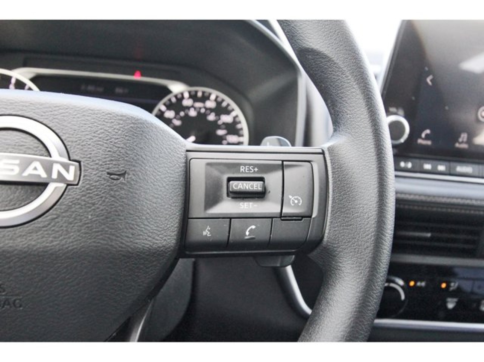 2025 Nissan Rogue S Silver at Robbins Nissan