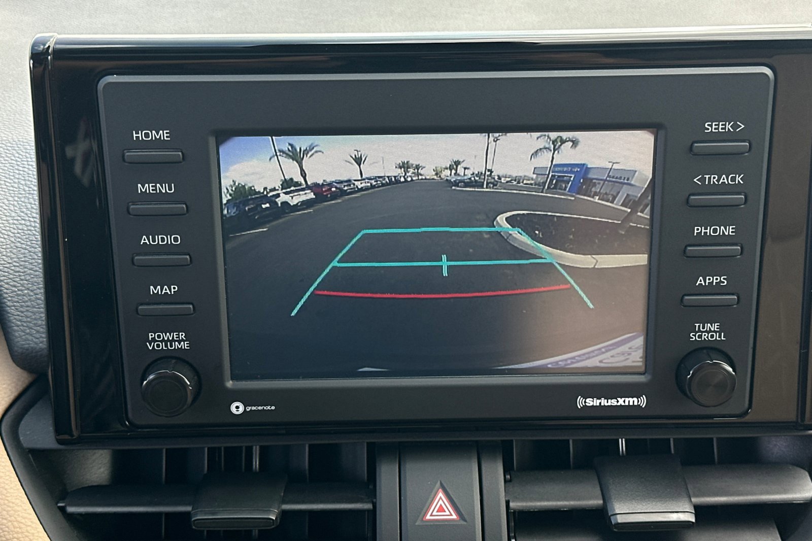 2022 Toyota RAV4 XLE photo 23