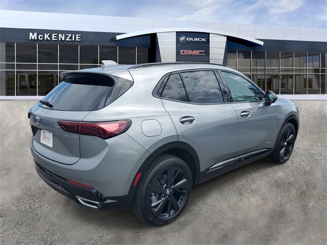 2025 Buick Envision Sport Touring photo 2