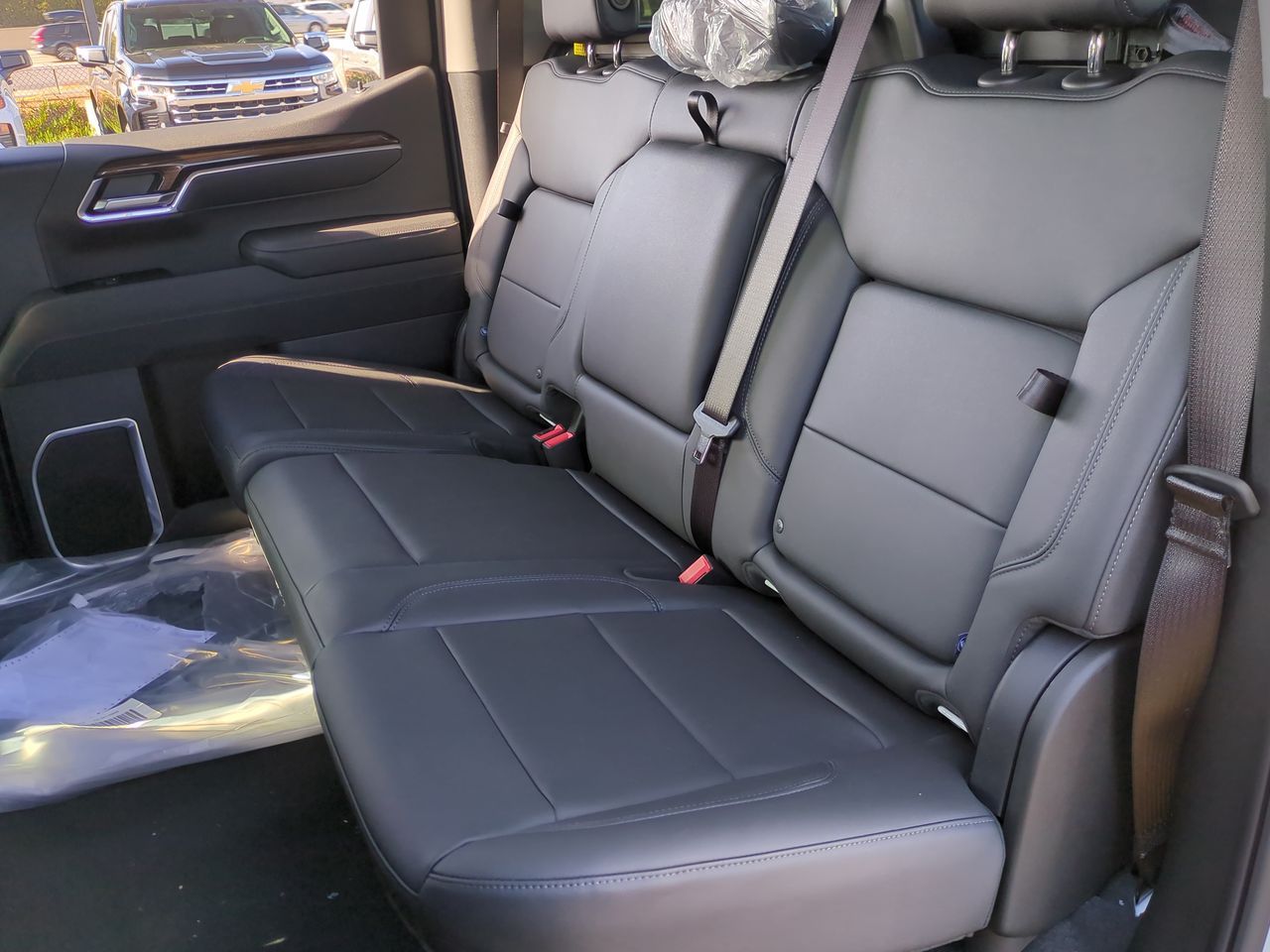 2025 Chevrolet Silverado 1500 RST photo 23