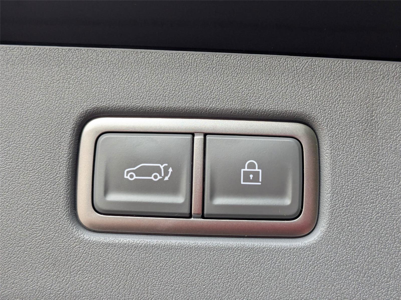 2026 Kia EV9 Wind photo 25