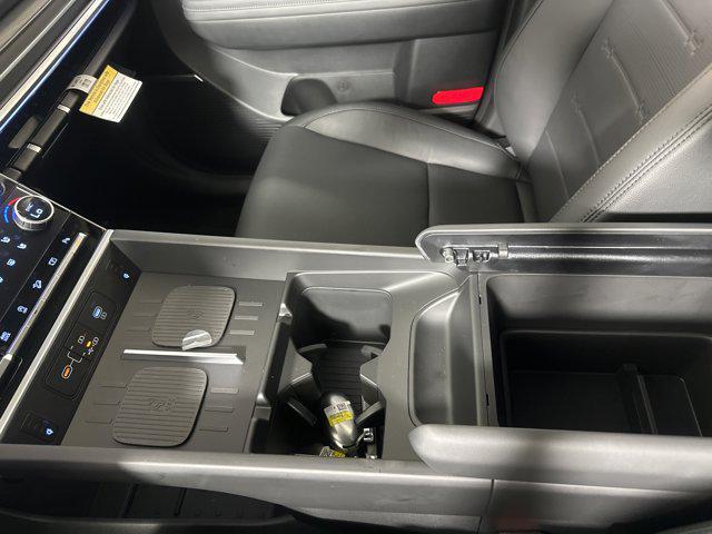 2026 Hyundai Santa Fe Limited photo 17