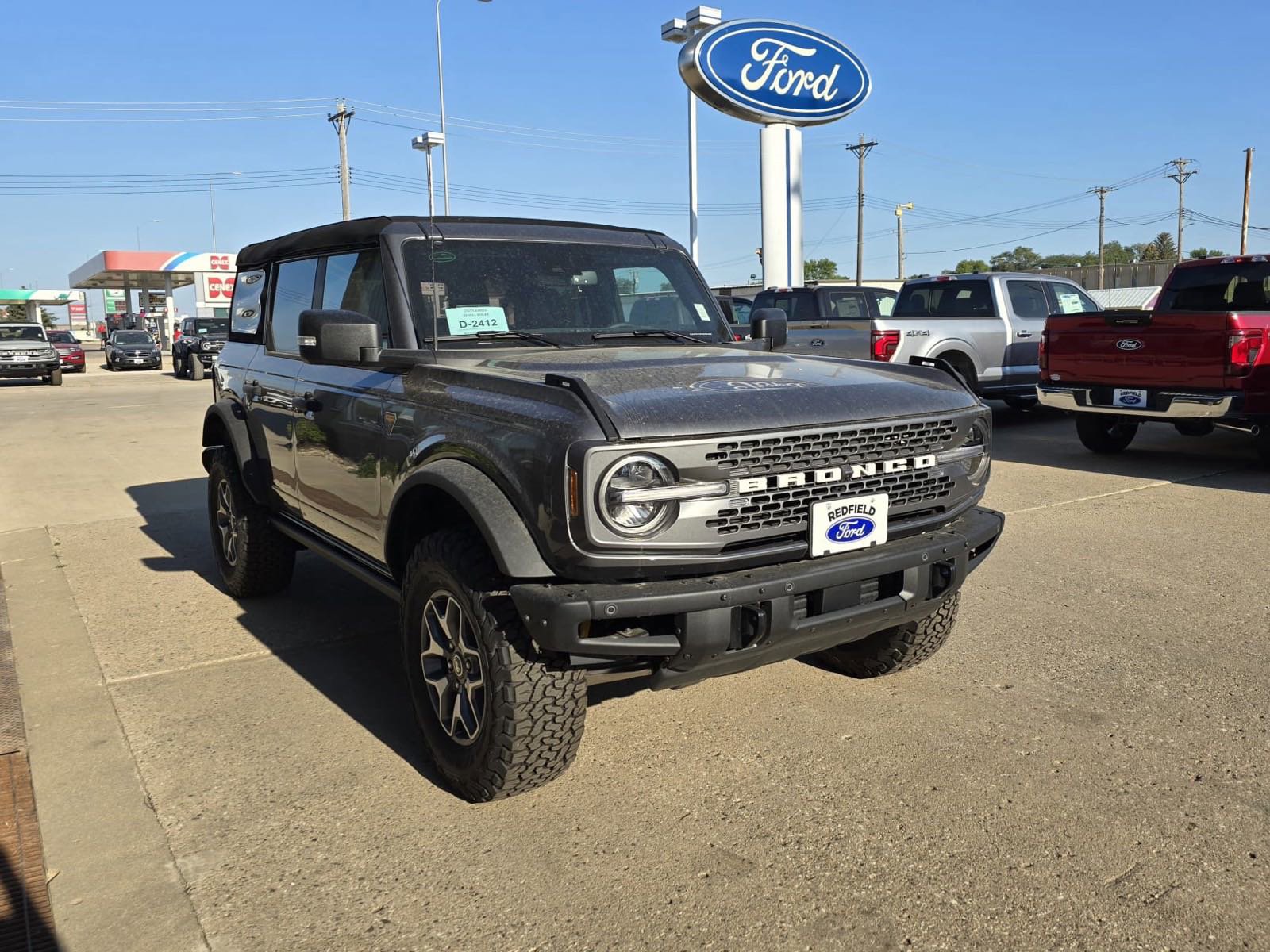 2024 Ford Bronco Badlands photo 3