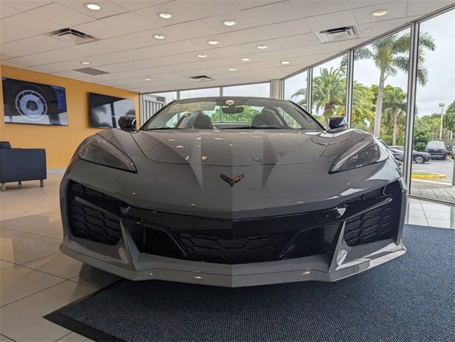 2025 Chevrolet Corvette Z06 3LZ photo 3