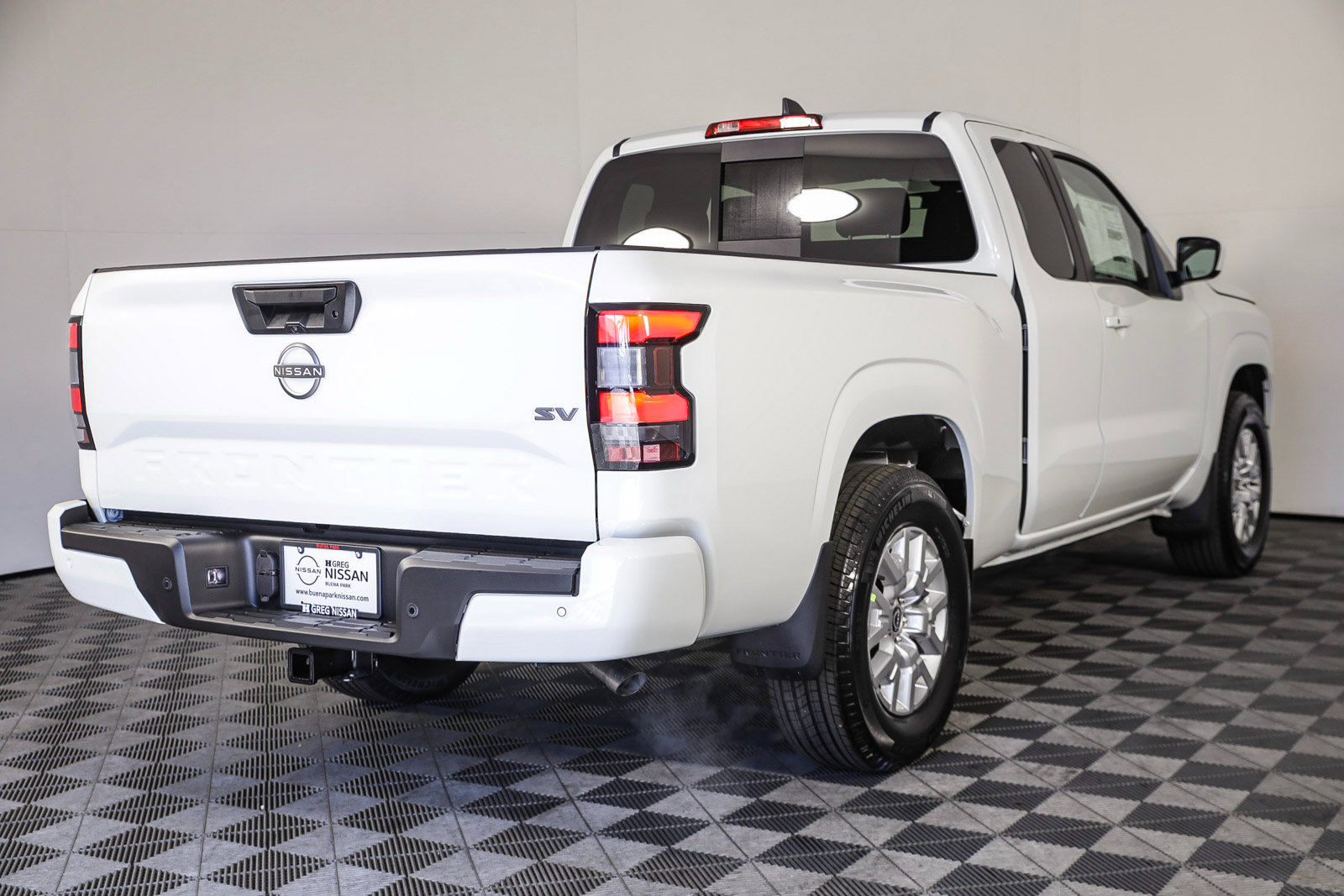 2024 Nissan Frontier King Cab SV photo 8