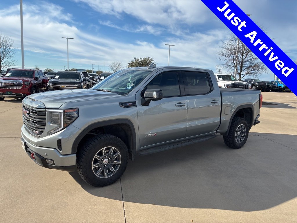 2024 GMC Sierra Work Truck's photo