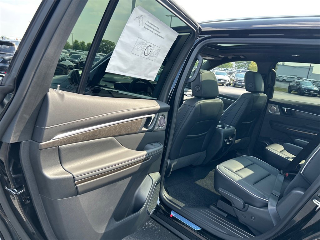 2026 BUICK ENCLAVE - Image 32