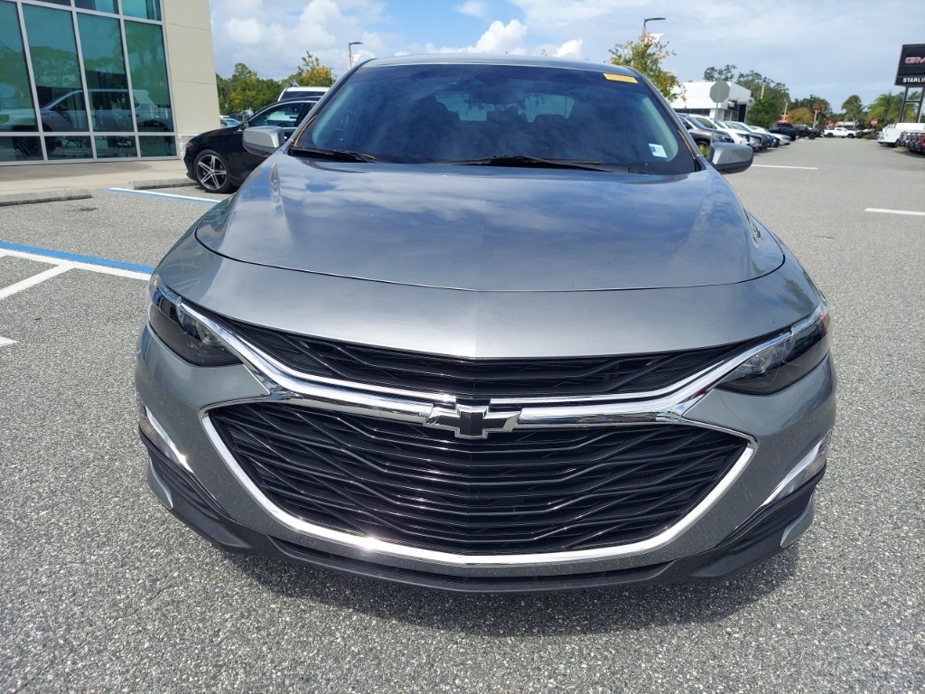 2024 Chevrolet Malibu RS photo 2