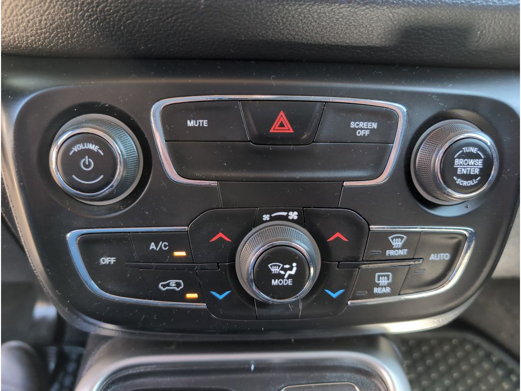 2020 Jeep Compass North Edition photo 13