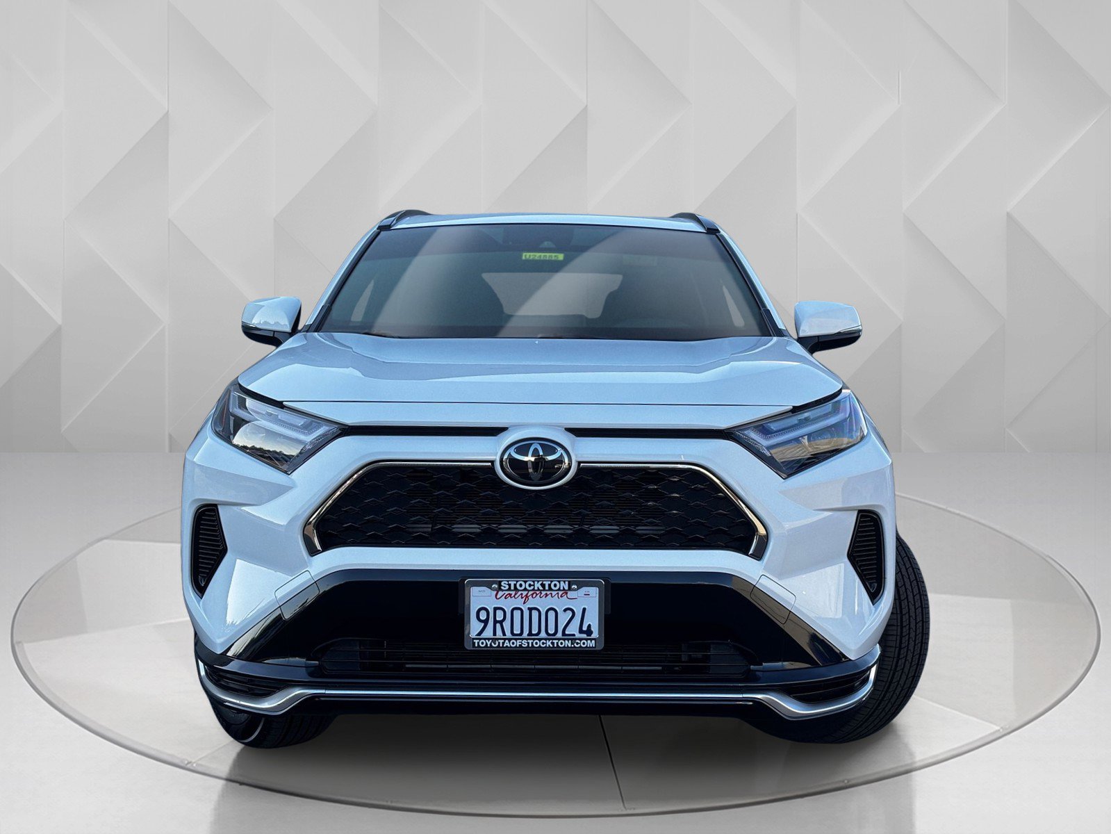 2025 Toyota RAV4 Hybrid SE photo 4