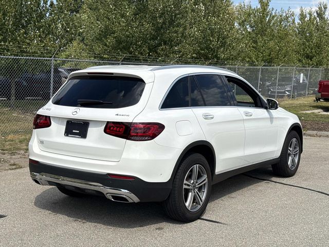 2022 Mercedes Benz GLC 300 4MATIC photo 4