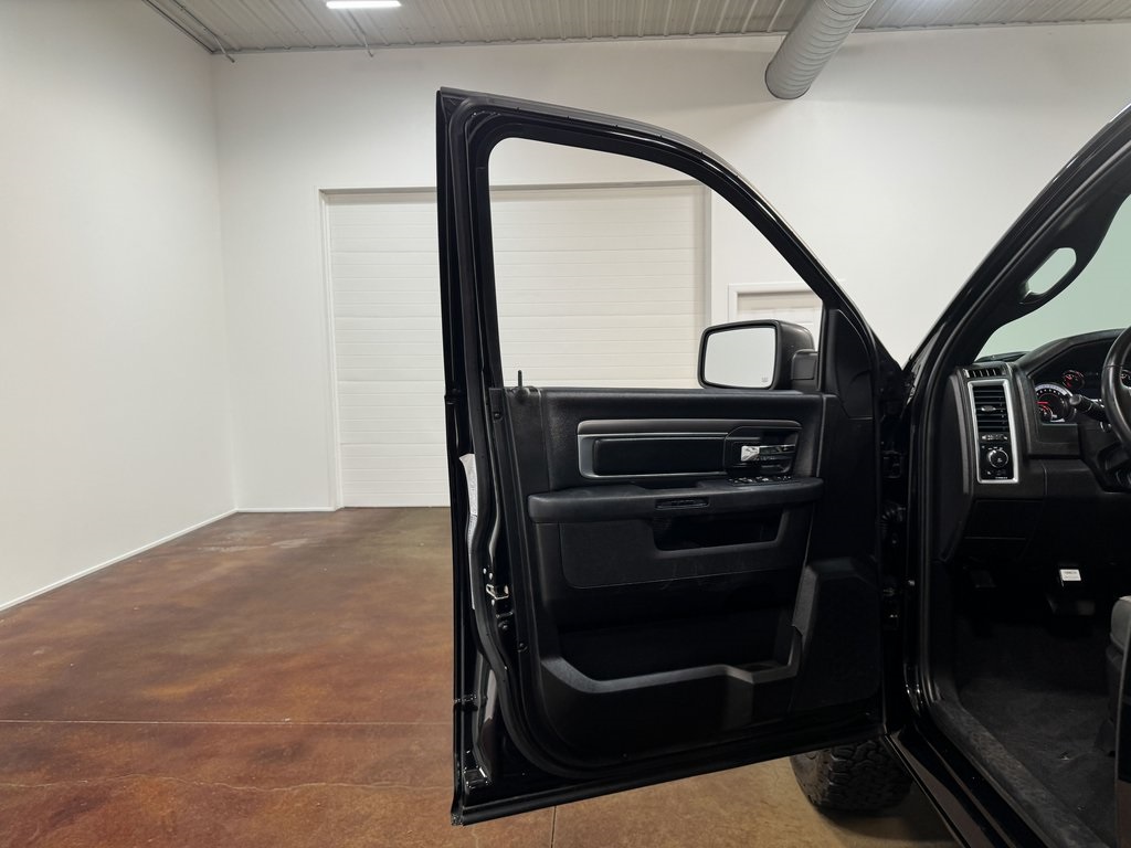 2022 Ram 1500 Classic Warlock photo 50