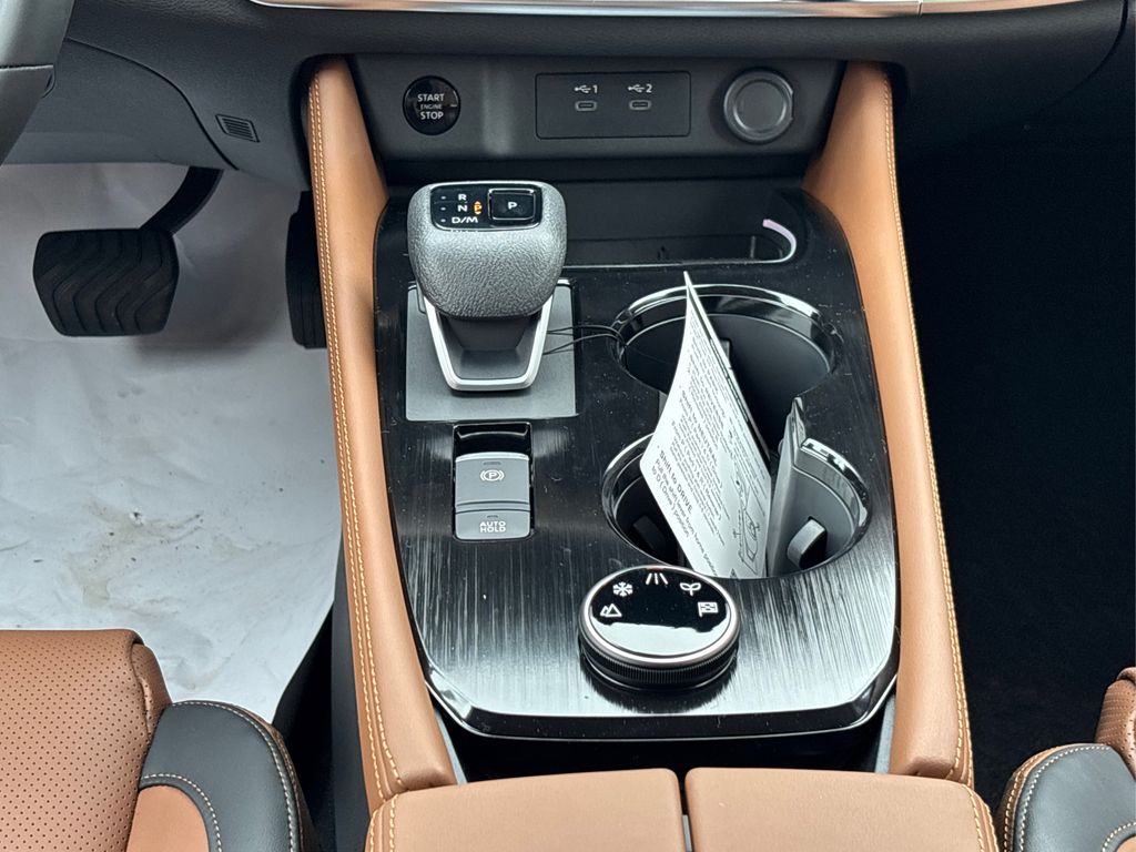 2026 Nissan Rogue Platinum photo 10