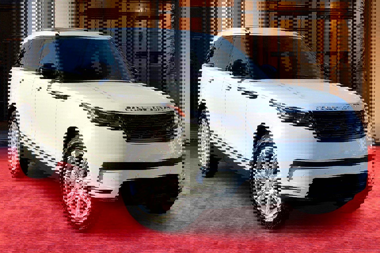 2025 Land Rover Range Rover Velar P250 S photo 2