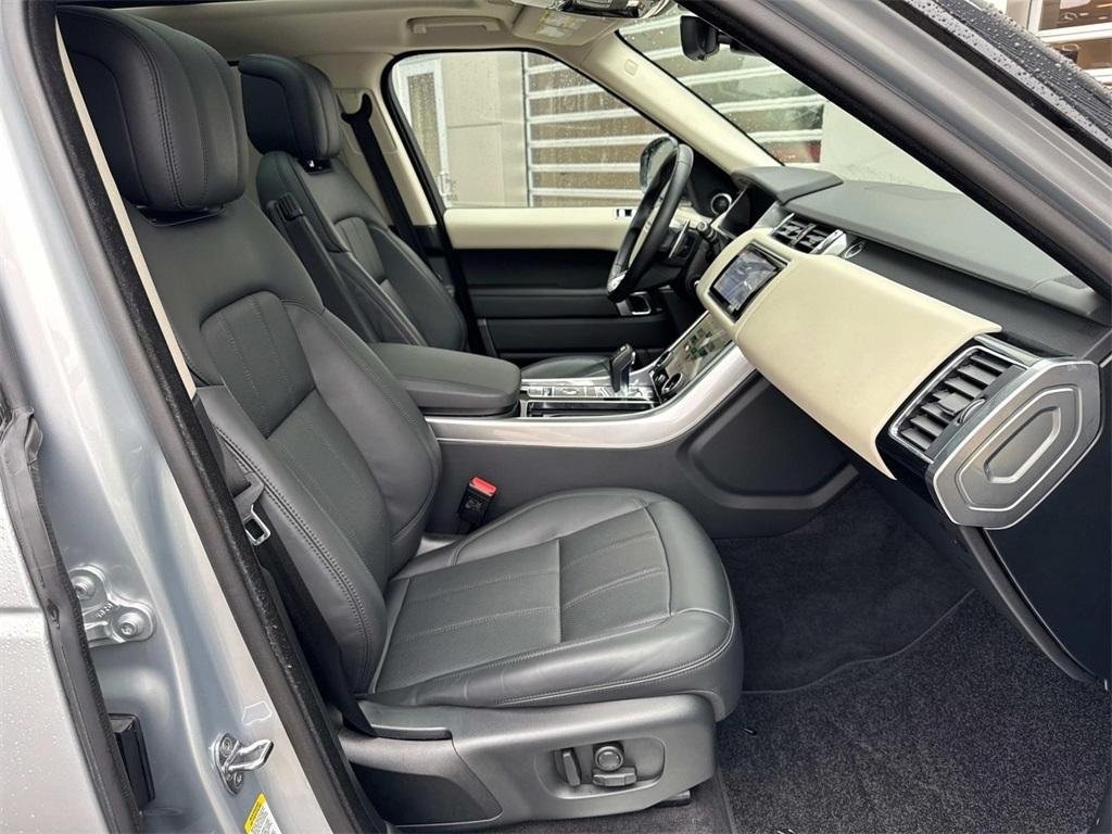 2022 Land Rover Range Rover Sport HSE Silver Edition photo 11
